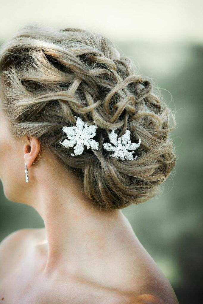 30 Beautiful and Trendy Bridal Hairstyles