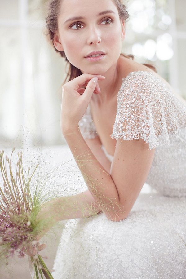 pettibone online dating Buy direct from royal albert graceful, elegant, and traditional english floral designs since 1896. pettibone online dating Buy direct from royal albert graceful, elegant, and traditional english floral designs since 1896.