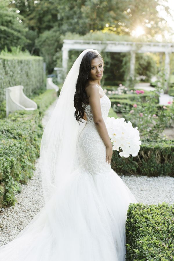 Wedding Dresses Gowns 2017 2018elegant Fit And Flare Description