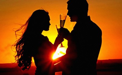 How do you know if you're interested?  10 signs that he loves you